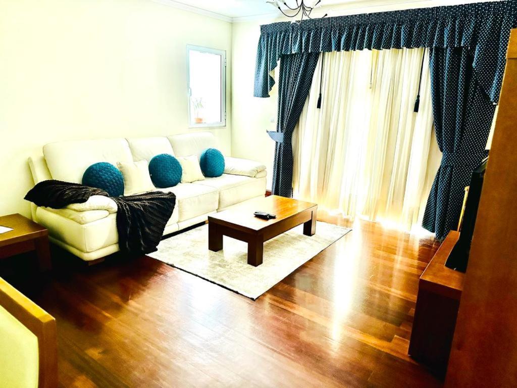 Smarts Apartment Da Ajuda Funchal  Esterno foto