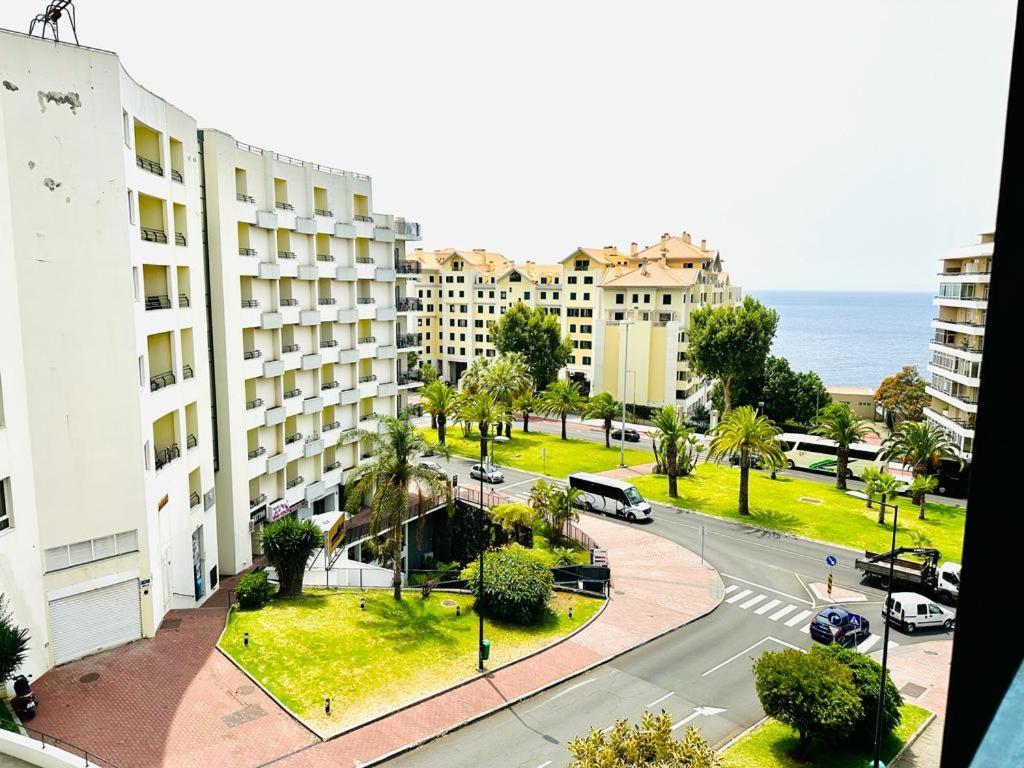 Smarts Apartment Da Ajuda Funchal  Esterno foto